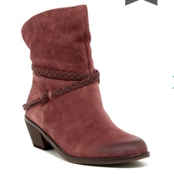 Latigo Shoes - Latigo Dosha Suede Bootie